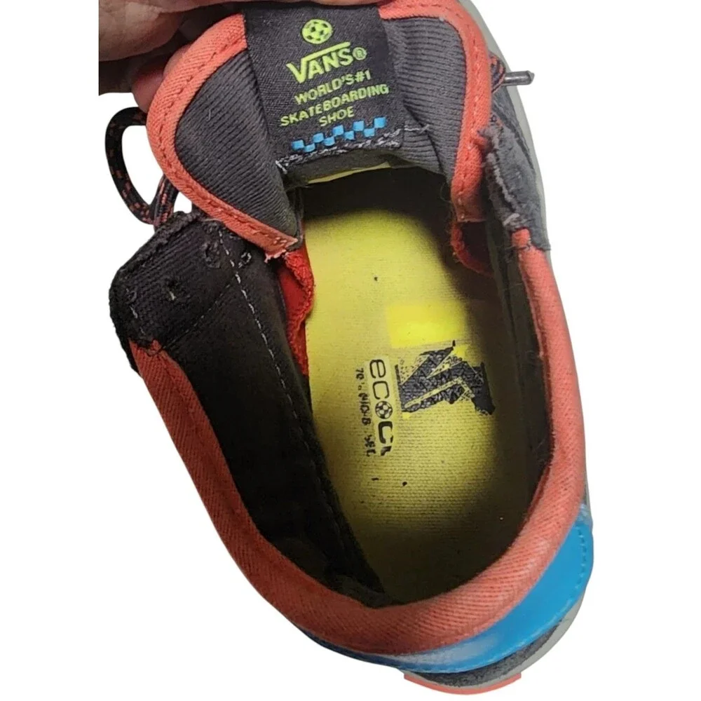 VANS The Lizzie Hi Top Off The Wall Unisex M6.5 W8 Leather Accents